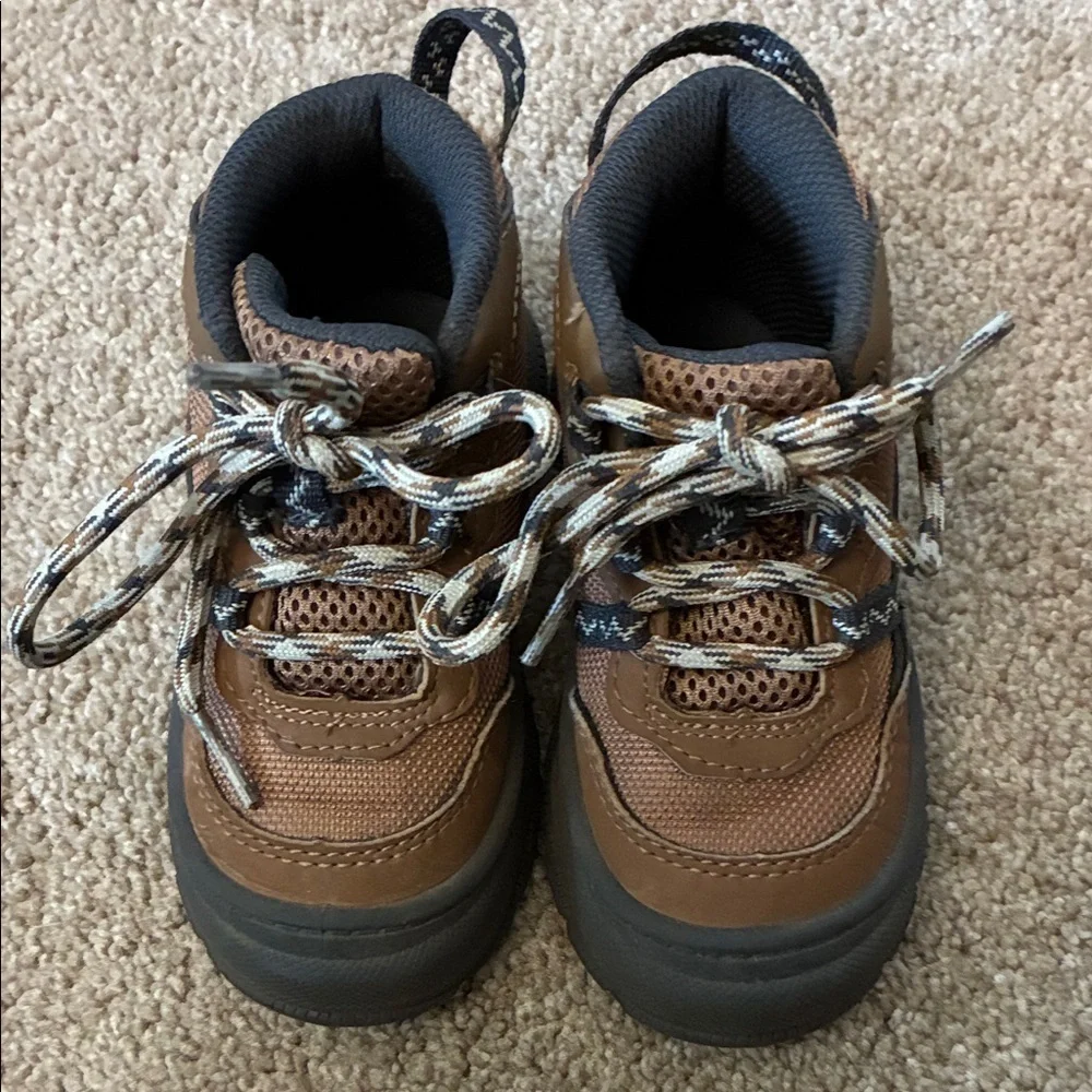 OshKosh B'gosh Vuelta Hiker Brown Kids Boots
